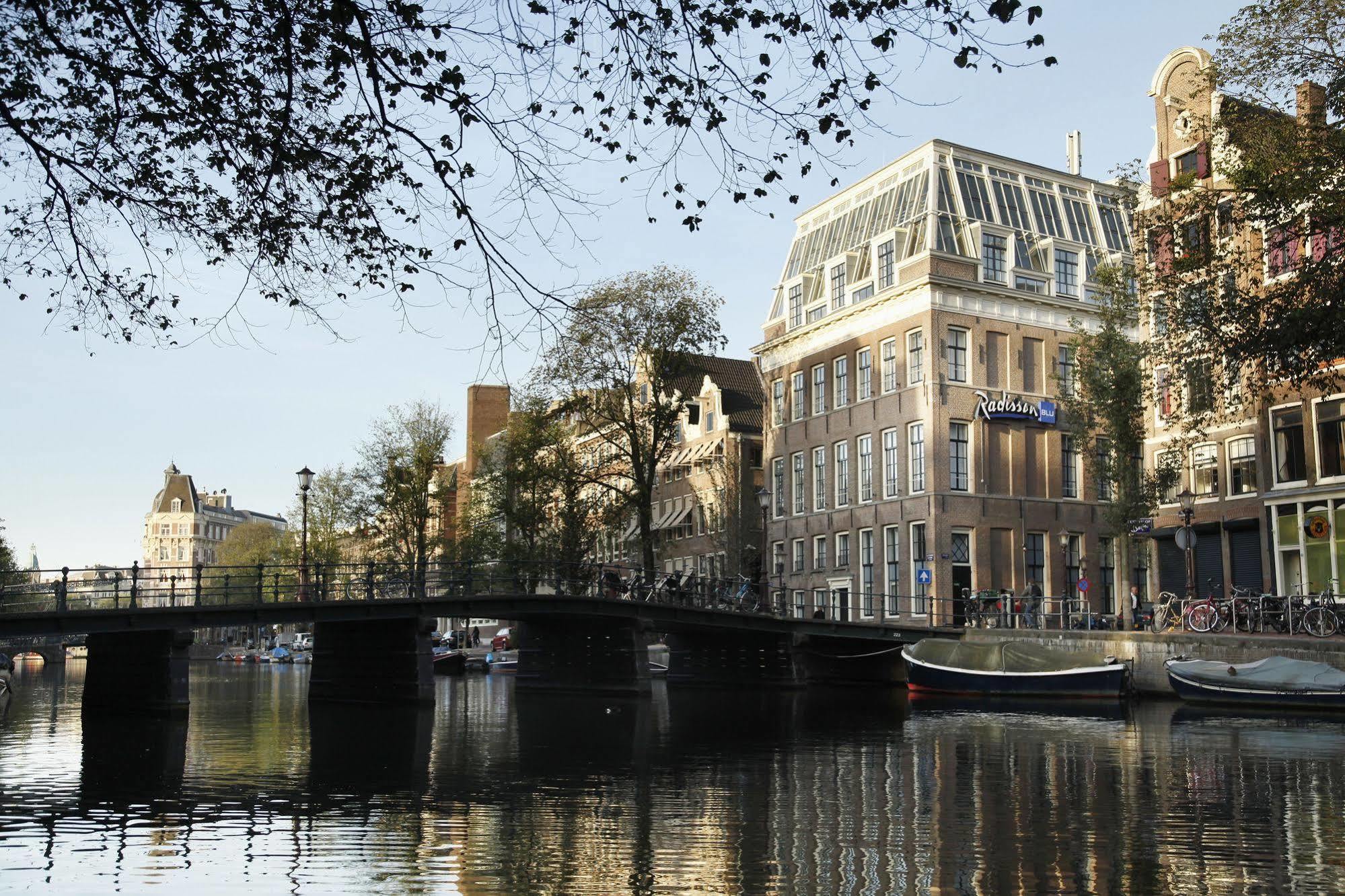 Radisson Blu Hotel, Center Hotel 4*
